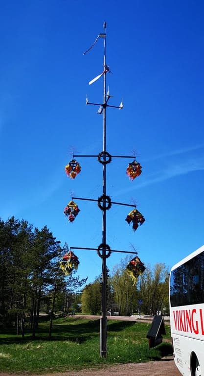 SKYNDA - ÄN FINNS NÅGRA FÅ PLATSER...